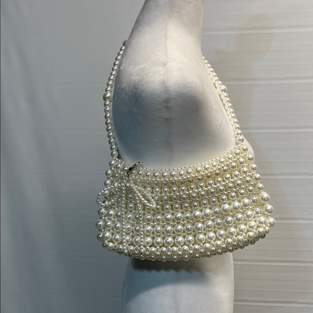 Pearl-Embellished Shoulder Bag - Cream